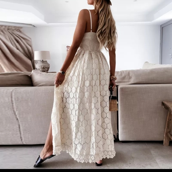 ♥️NWT Feminine Embroidery Jumpsui dress. XL - Picture 4 of 10